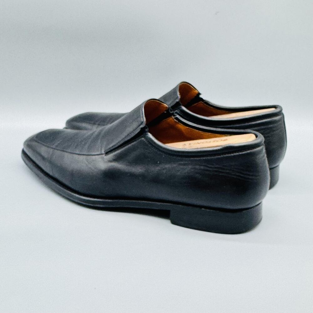 Magnanni Shoes Mens 10.5 Black Leather Slip On Loafers Dress Apron Toe Classic - Picture 5 of 10